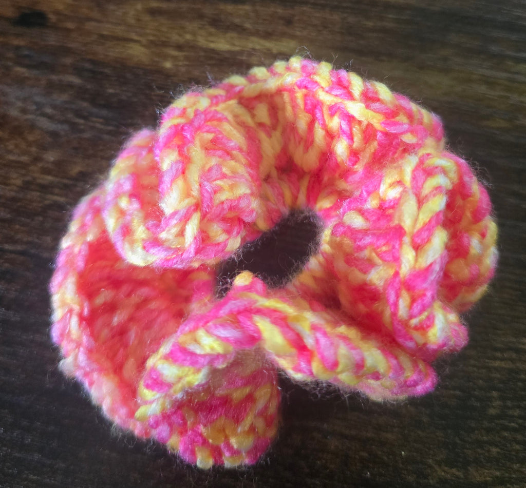 Mini Strawberry Lemon Scrunchies